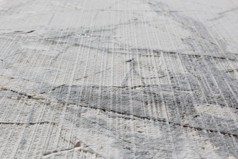 Invisible Grey Stratos 